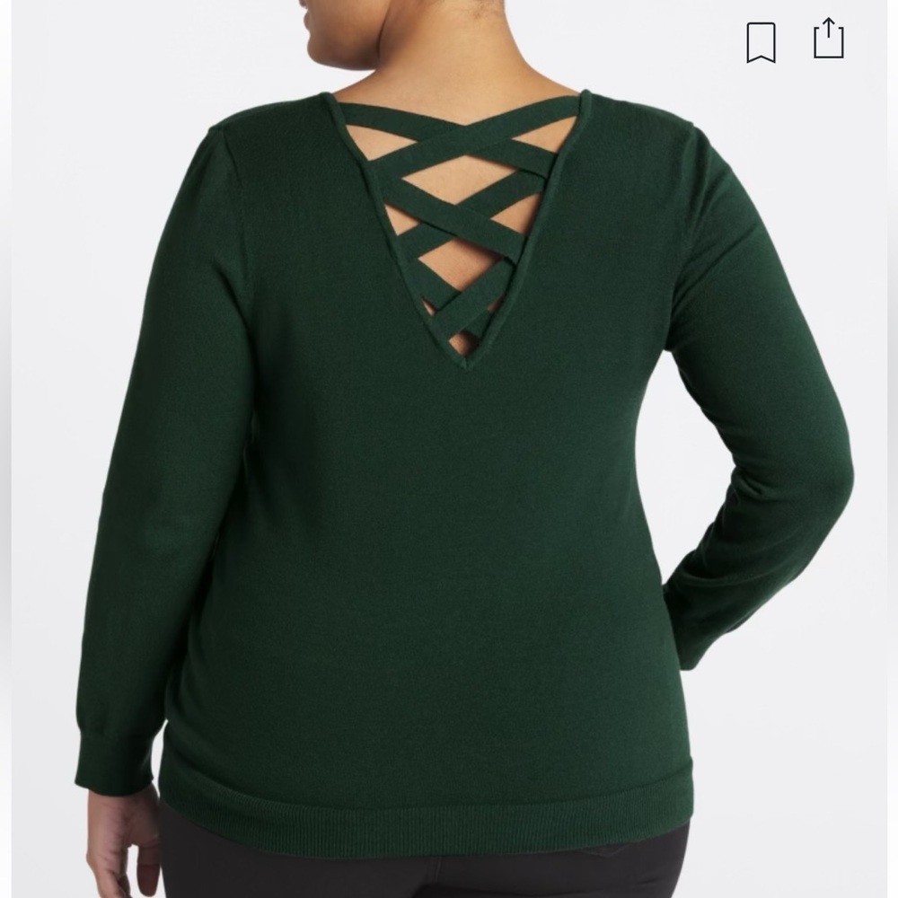 Green sweater. 3X. Cool design back. SF/dog friendly home.